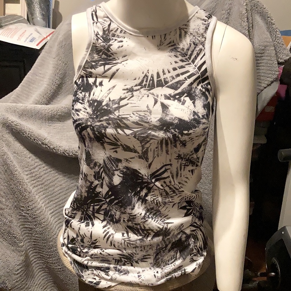 Guess racer back tank top new juniors large